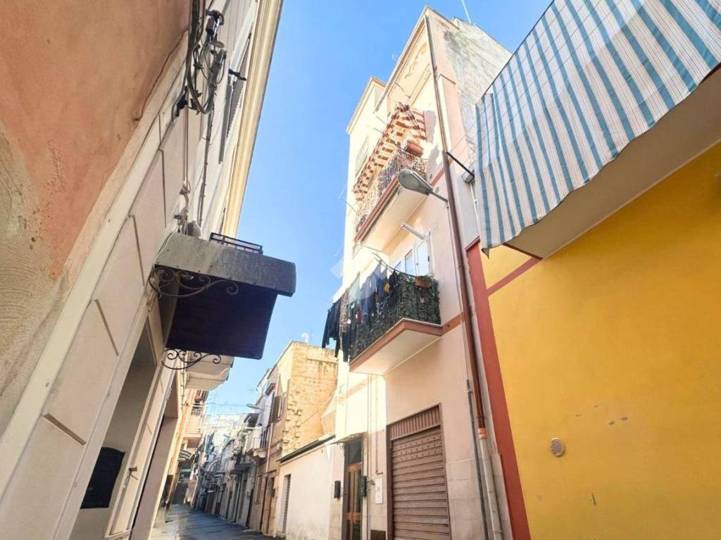 appartamento in vendita a Barletta in zona Settefrati