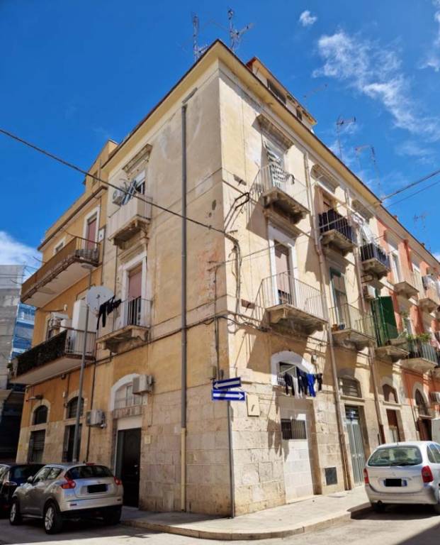 appartamento in vendita a Barletta in zona Settefrati