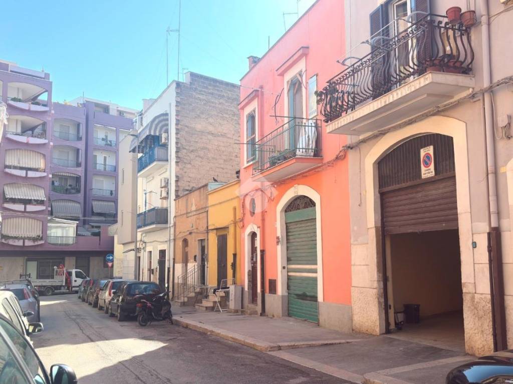 appartamento in vendita a Barletta in zona Settefrati