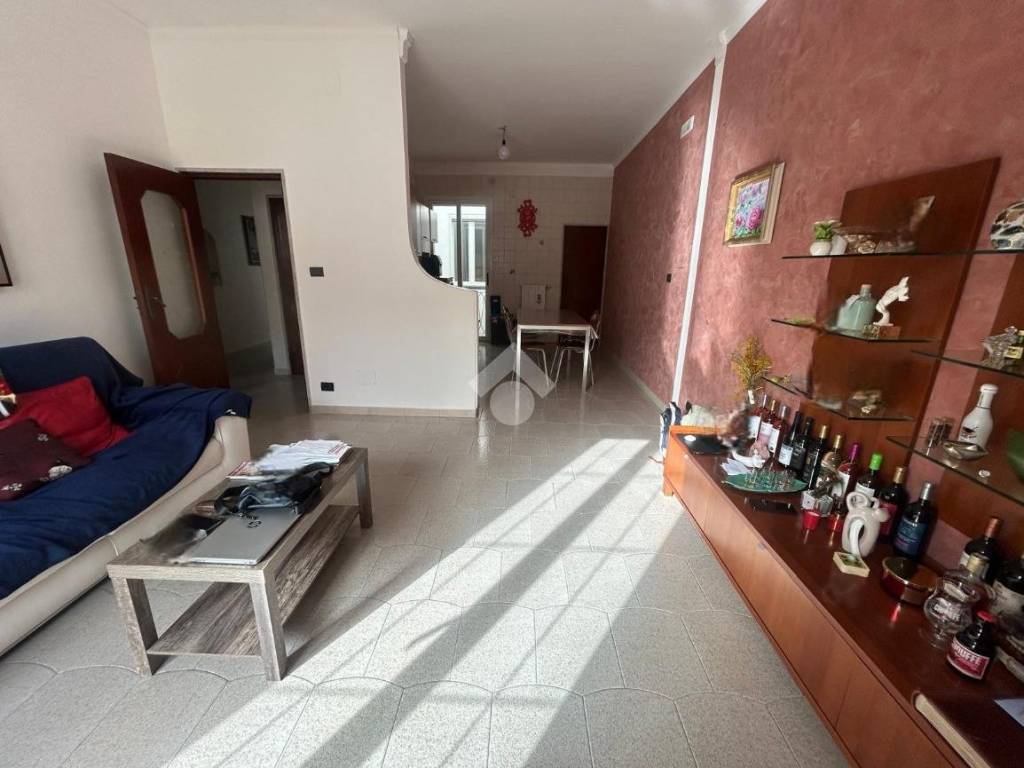 appartamento in vendita a Barletta in zona Borgovilla