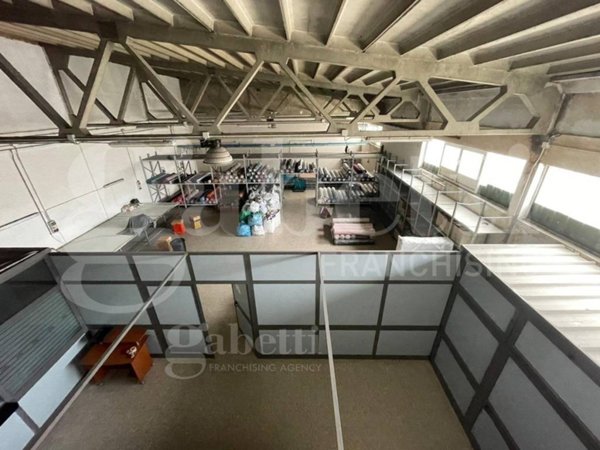 locale commerciale in vendita a Barletta in zona Montaltino