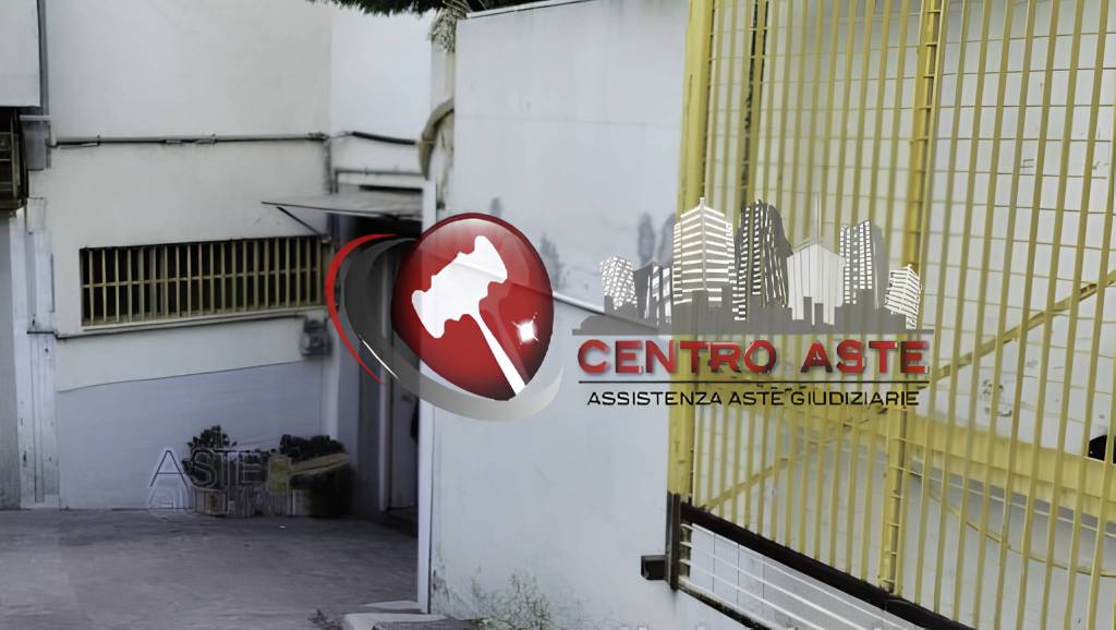 locale commerciale in vendita a Barletta in zona Patalini