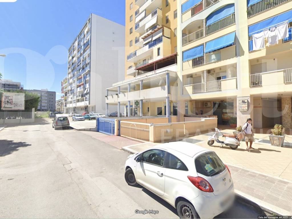 negozio in vendita a Barletta