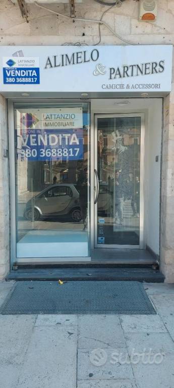 negozio in vendita a Barletta in zona Centro Città