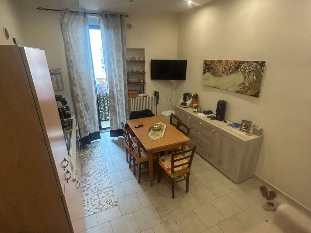 intera palazzina in vendita a Barletta in zona Settefrati
