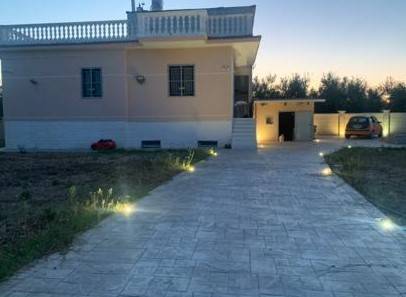 casa indipendente in vendita a Barletta in zona Montaltino