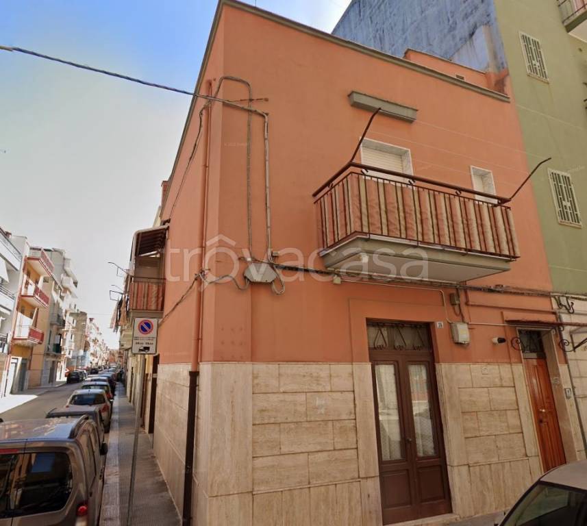 casa indipendente in vendita a Barletta in zona Settefrati