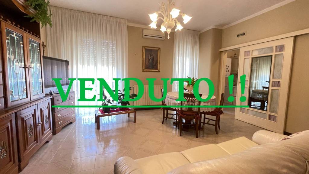 appartamento in vendita a Barletta in zona Settefrati