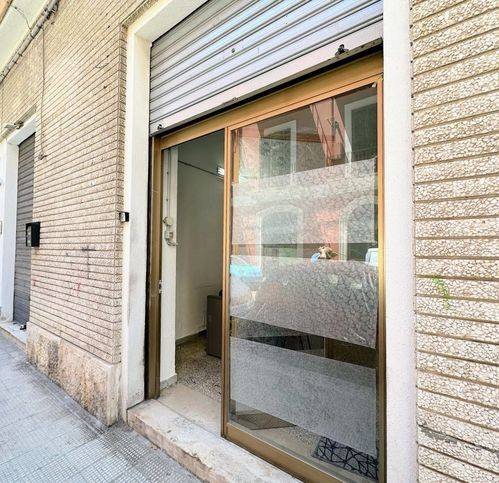 negozio in vendita a Barletta