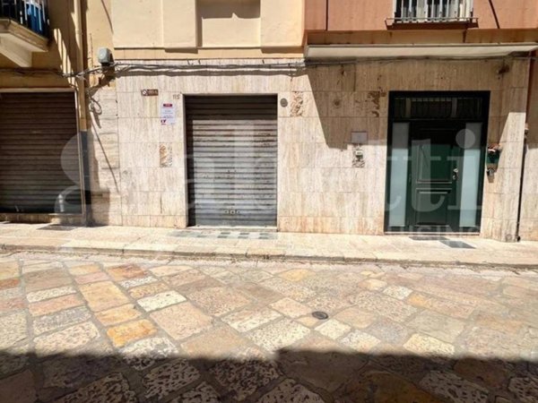 negozio in vendita a Barletta
