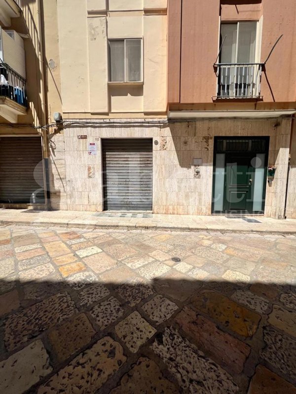 negozio in vendita a Barletta
