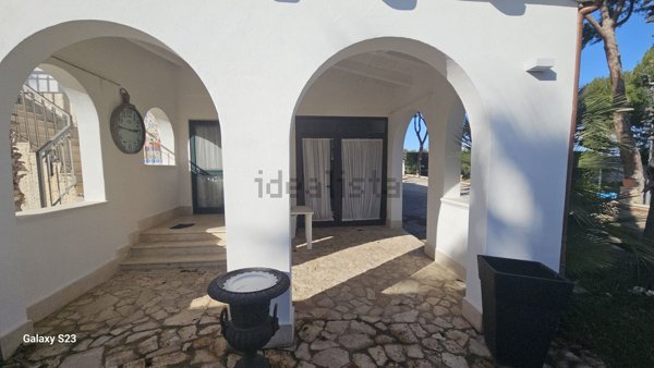 casa indipendente in vendita a Barletta