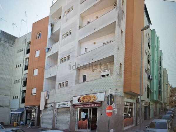 locale commerciale in vendita a Barletta in zona Settefrati
