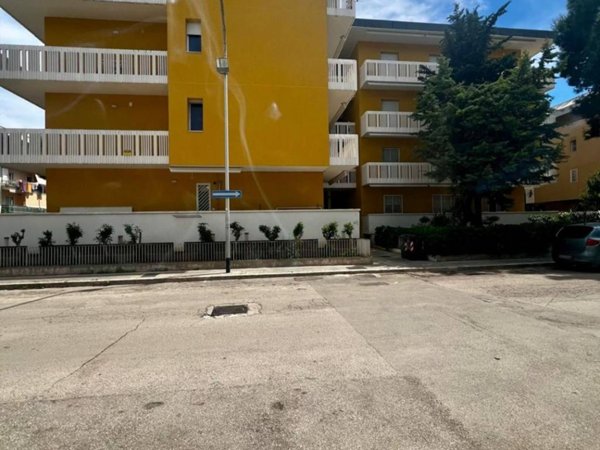 appartamento in vendita a Barletta in zona Borgovilla