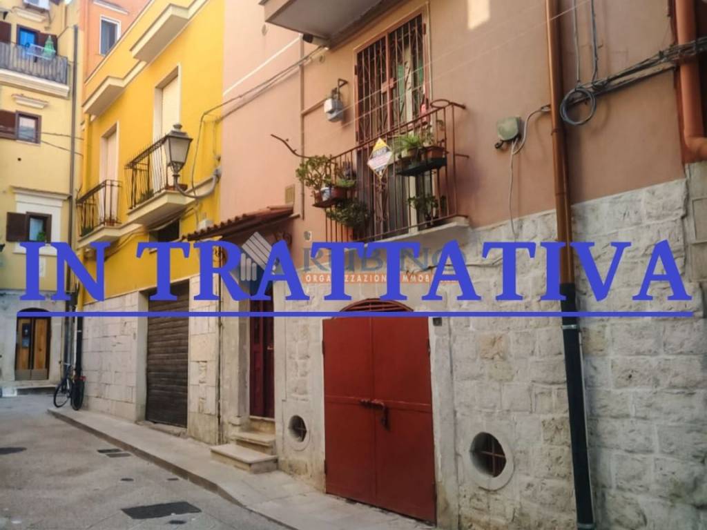 intera palazzina in vendita a Barletta in zona Centro Città