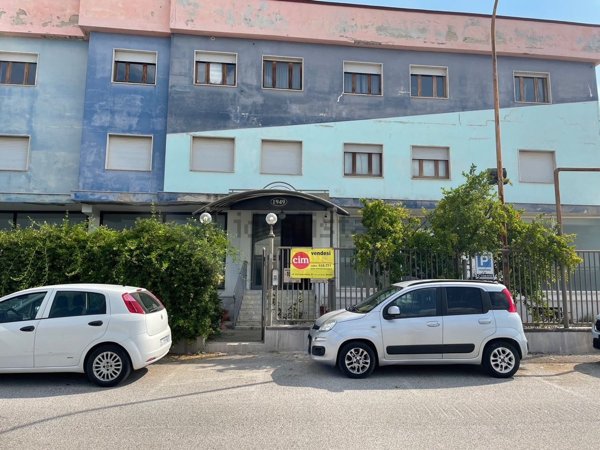 capannone in vendita a Barletta