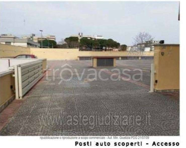 ufficio in vendita a Barletta in zona Borgovilla