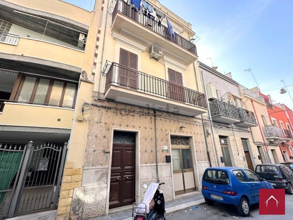 intera palazzina in vendita a Barletta in zona Borgovilla