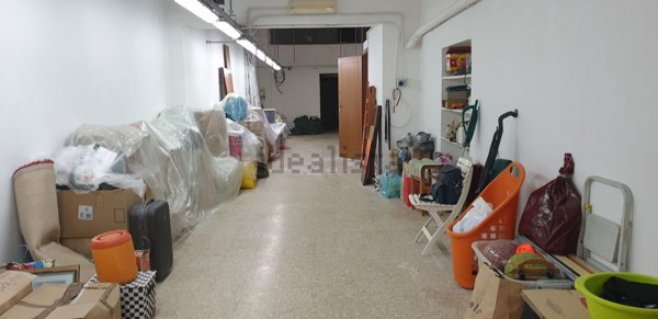 locale commerciale in vendita a Barletta