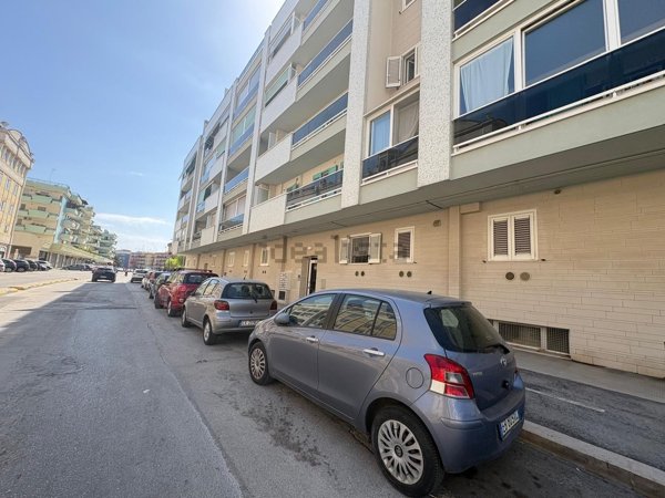 appartamento in vendita a Barletta in zona Settefrati