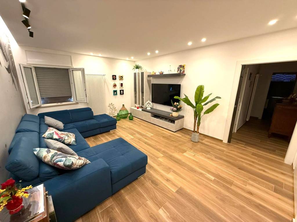 appartamento in vendita a Barletta in zona Borgovilla