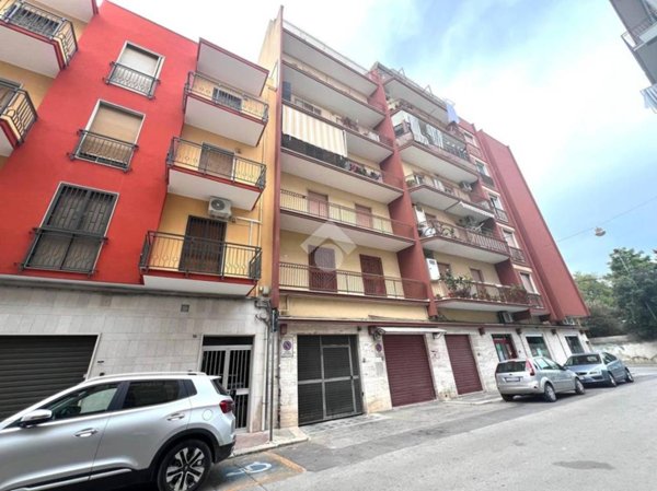 box auto in vendita a Barletta in zona Borgovilla