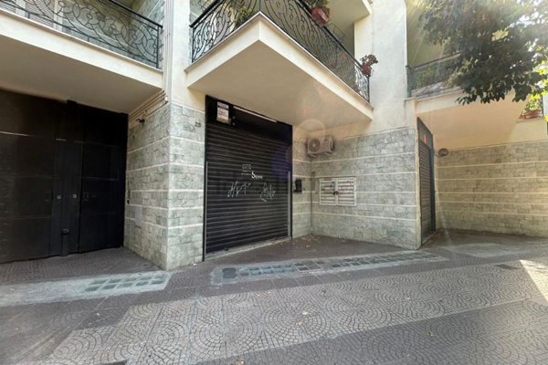 locale commerciale in vendita a Barletta in zona Patalini