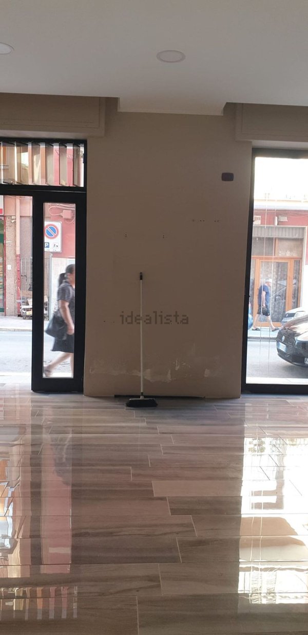 locale commerciale in vendita a Barletta in zona Settefrati