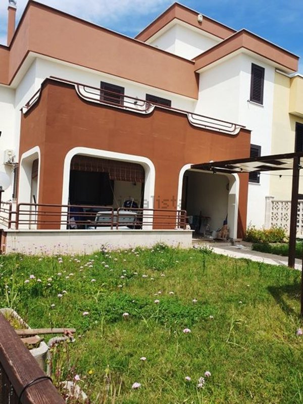 casa indipendente in vendita a Bisceglie