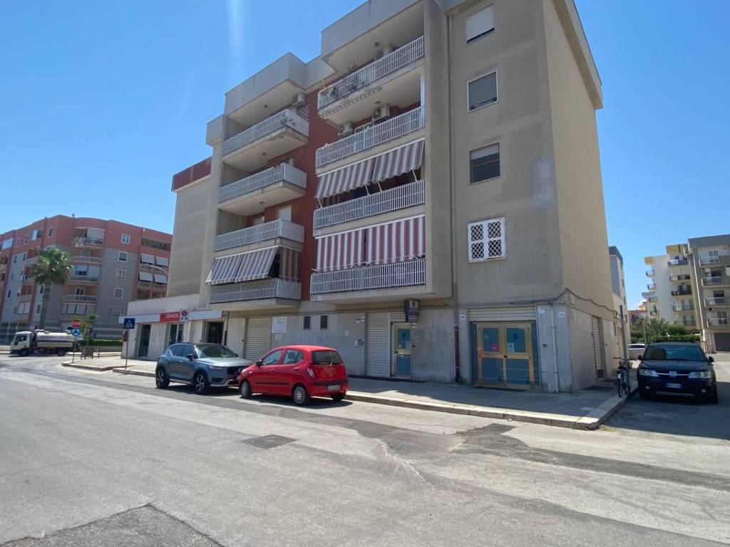 negozio in vendita a Bisceglie