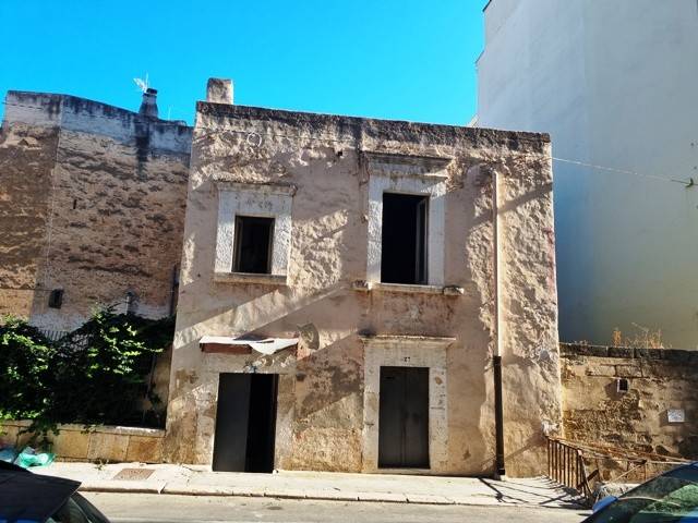 intera palazzina in vendita a Bisceglie