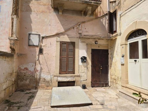 intera palazzina in vendita a Bisceglie