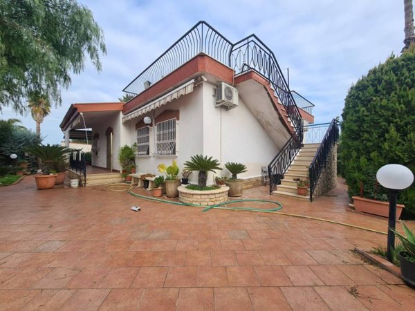 casa indipendente in vendita a Bisceglie