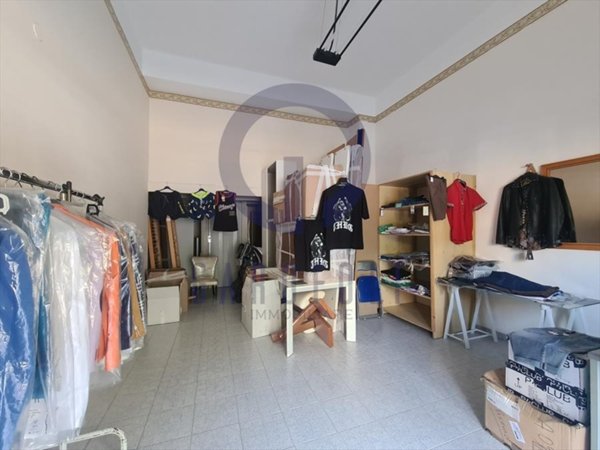 locale commerciale in vendita a Bisceglie
