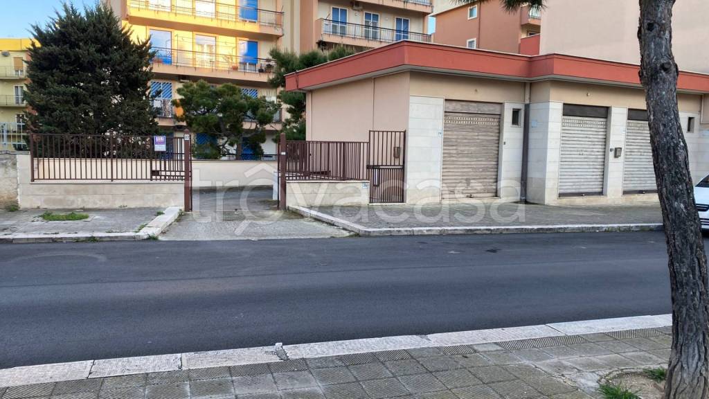 locale di sgombero in vendita a Bisceglie