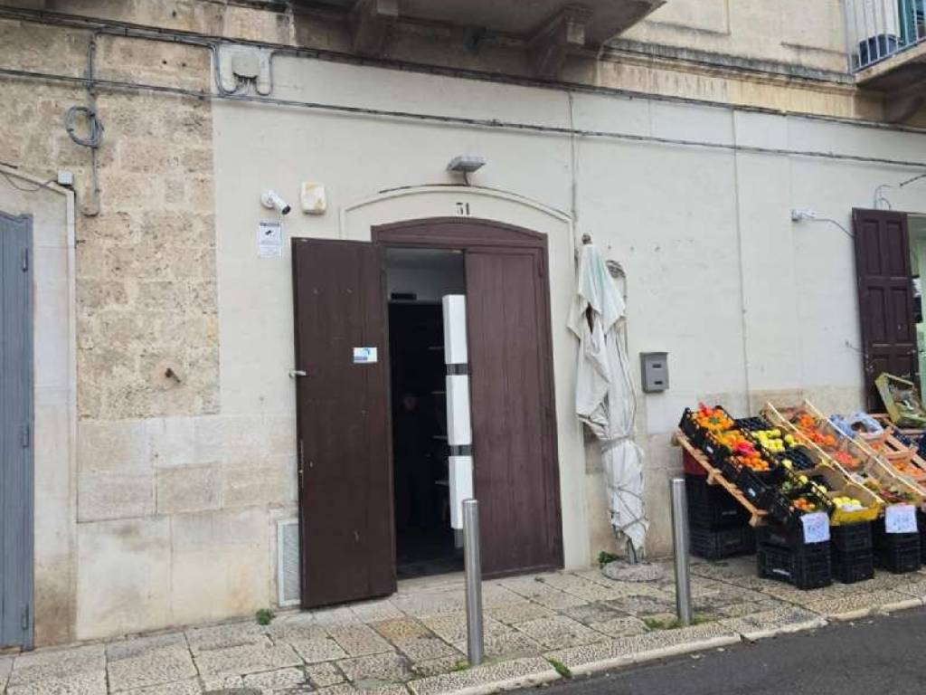 negozio in vendita a Bisceglie