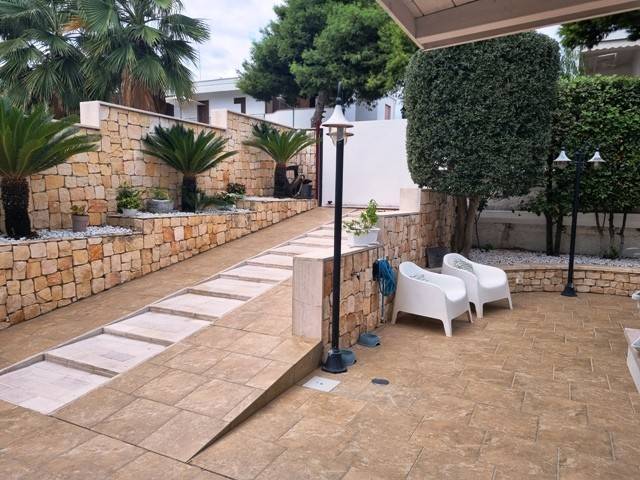 casa indipendente in vendita a Bisceglie