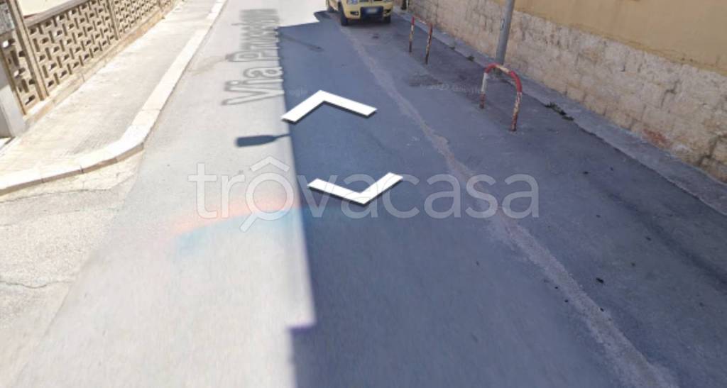 locale commerciale in vendita a Bisceglie