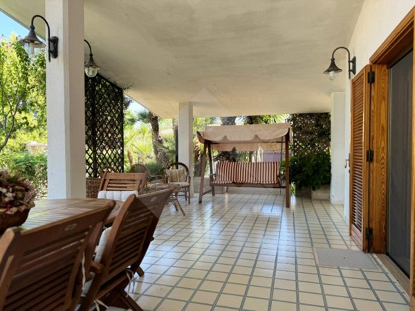 casa indipendente in vendita a Bisceglie