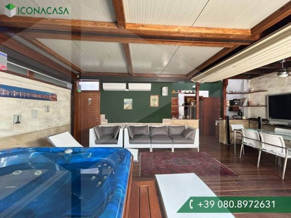 casa indipendente in vendita a Bisceglie