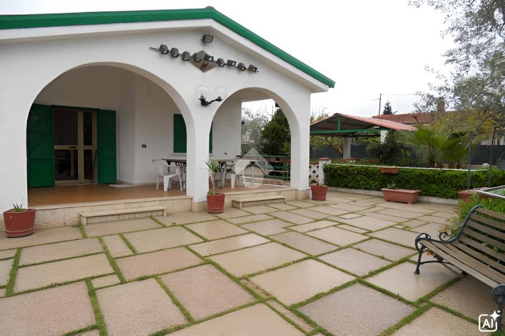 casa indipendente in vendita a Bisceglie