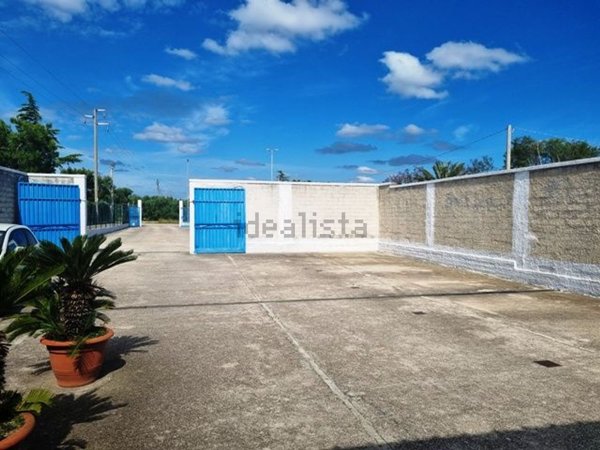 capannone in vendita a Bisceglie