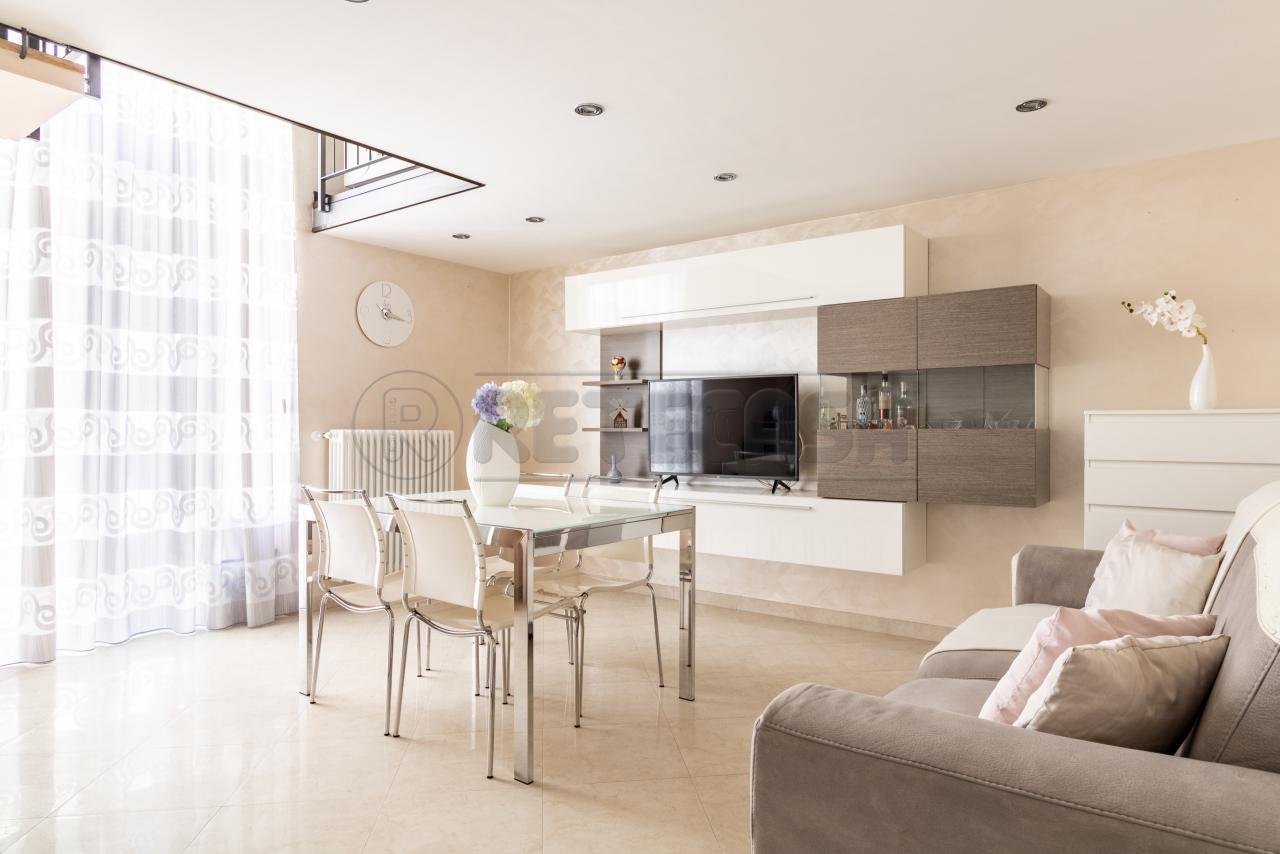 appartamento in vendita a Bisceglie in zona Centro Città
