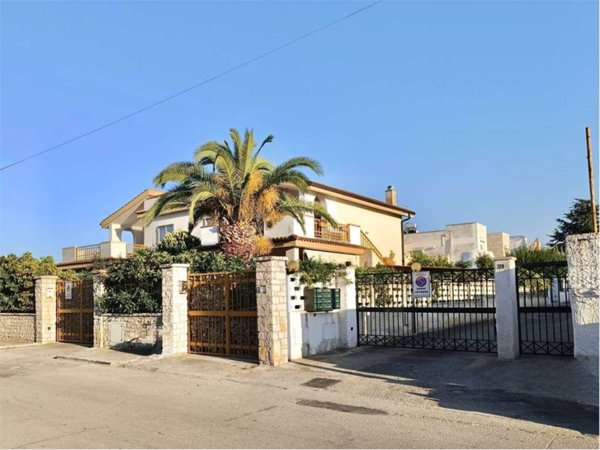 casa indipendente in vendita a Bisceglie