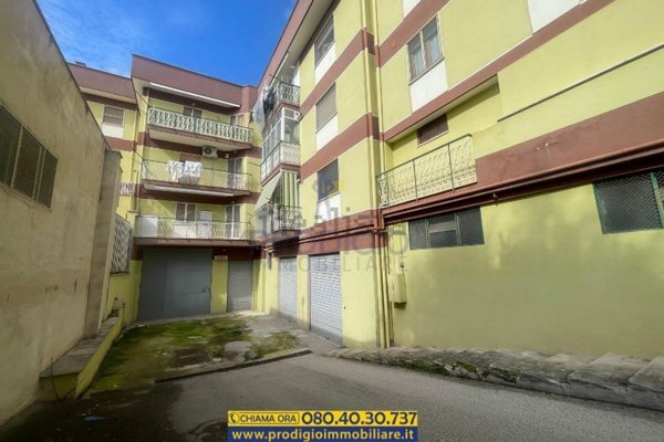 locale di sgombero in vendita a Bisceglie