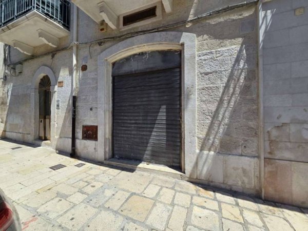 negozio in vendita a Bisceglie