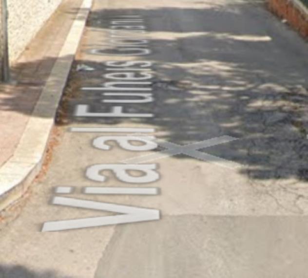 locale commerciale in vendita a Bisceglie