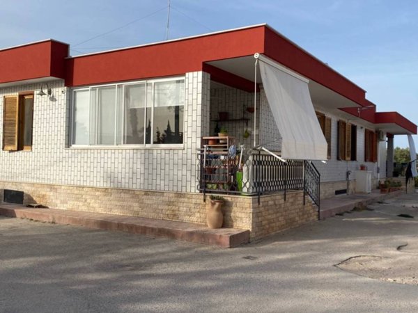 casa indipendente in vendita a Bisceglie