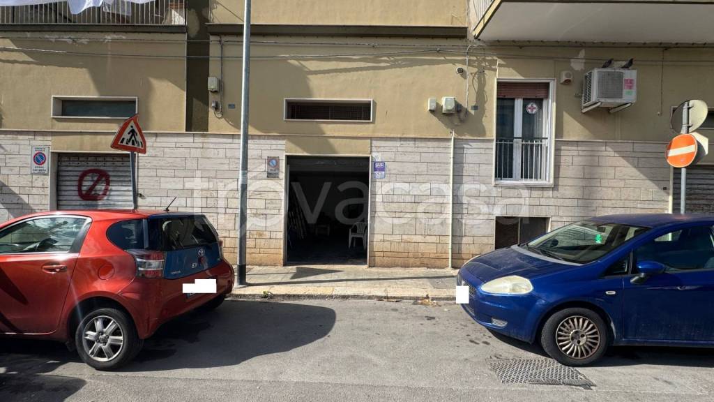 locale commerciale in vendita a Bisceglie