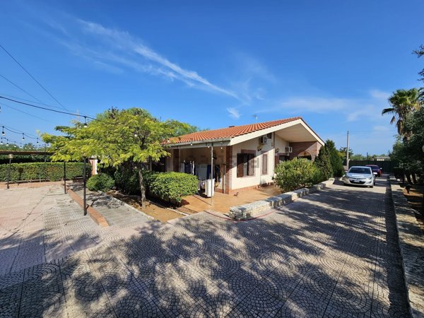 casa indipendente in vendita a Bisceglie